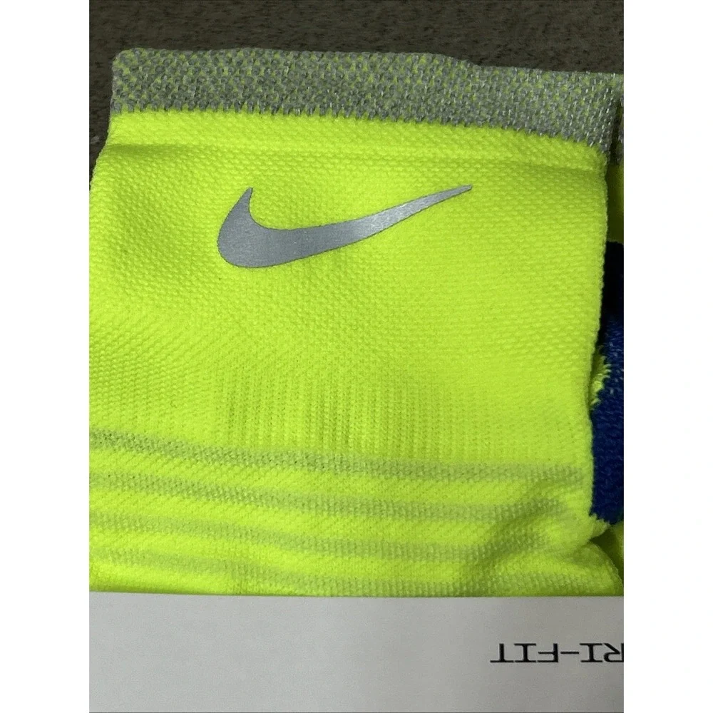 NWT Nike Spark Cushioned Ankle Running Socks DRI-FIT Y4-5.5/W5.5-7 New w/Tags